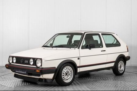 Volkswagen Golf 1.8 GTI thumbnail 1