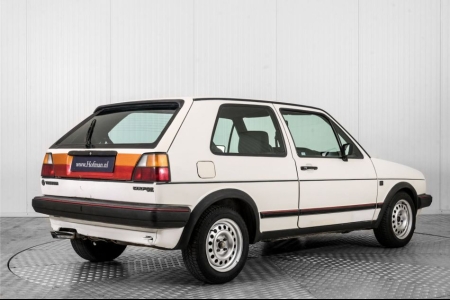 Volkswagen Golf 1.8 GTI thumbnail 2