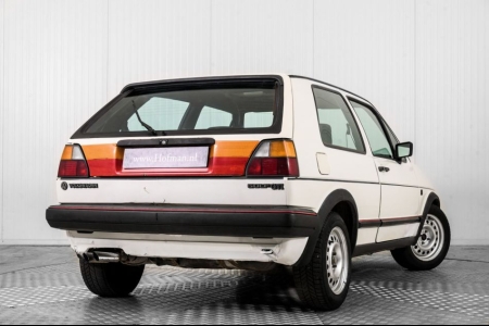 Volkswagen Golf 1.8 GTI thumbnail 32