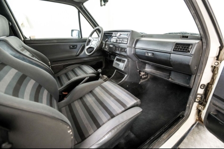 Volkswagen Golf 1.8 GTI thumbnail 9