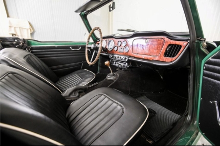 Triumph TR4  thumbnail 10