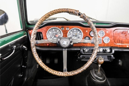 Triumph TR4  thumbnail 5
