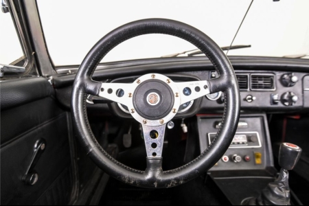 MG B MGB 1.8 Roadster thumbnail 5