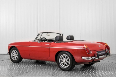 MG B MGB 1.8 Roadster thumbnail 8