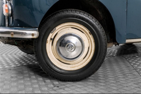 Morris Minor Traveller  1000 . thumbnail 4