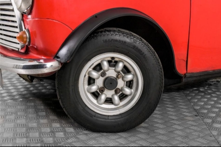 MINI Cabrio . thumbnail 4