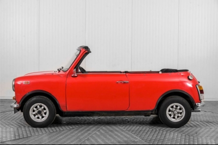 MINI Cabrio . thumbnail 9