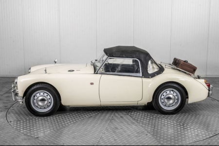 MG MGA 1600 . thumbnail 60