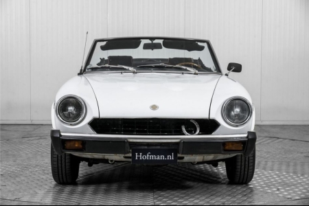 Fiat 124 Spider . thumbnail 15