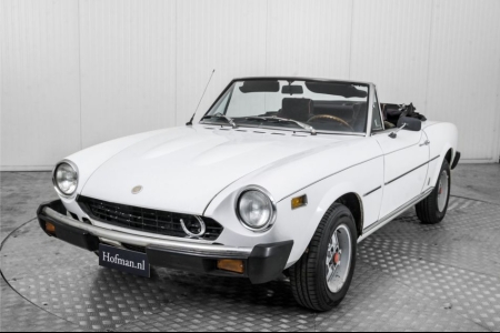 Fiat 124 Spider . thumbnail 18