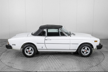 Fiat 124 Spider . thumbnail 49
