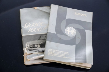 Alfa Romeo GT 1300 Junior only 2 owners thumbnail 54