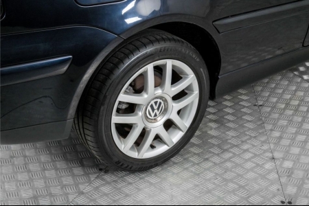 Volkswagen GOLF Cabriolet 1.8 Trendline . thumbnail 33