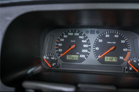 Volkswagen GOLF Cabriolet 1.8 Trendline . thumbnail 34