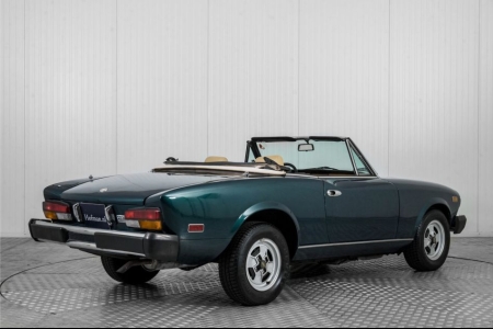 Fiat 124 Spider 2000 . thumbnail 2