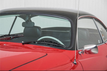Volkswagen Karmann Ghia . thumbnail 24