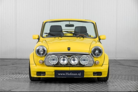 MINI Cabrio two seater . thumbnail 16