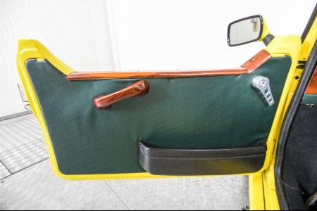 MINI Cabrio two seater . thumbnail 20