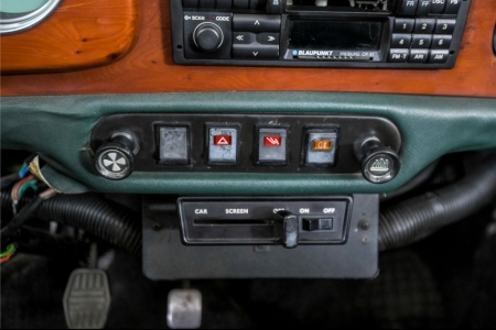 MINI Cabrio two seater . thumbnail 28