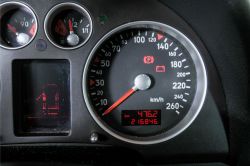 Audi TT 1.8 5V Turbo quattro thumbnail 31