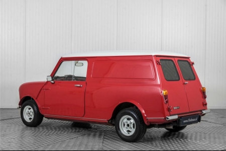 MINI VAN 1300 . thumbnail 8