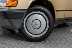 Mercedes-Benz 190D  190 D  thumbnail 4