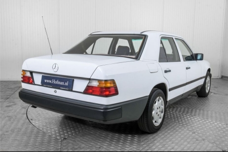 Mercedes-Benz 200-serie 200 E W124 thumbnail 28