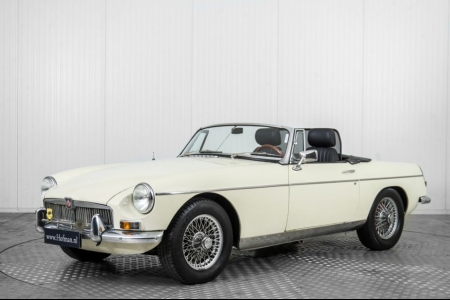 MG B 1.8 Roadster thumbnail 1