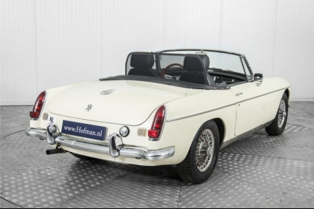 MG B 1.8 Roadster thumbnail 29