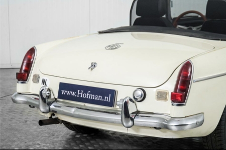 MG B 1.8 Roadster thumbnail 30