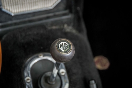 MG B 1.8 Roadster thumbnail 39