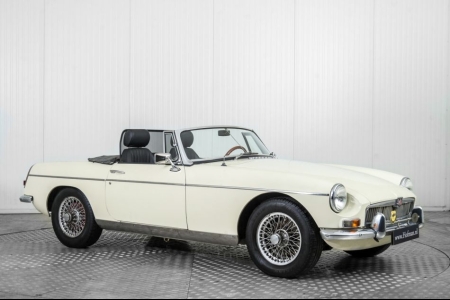 MG B 1.8 Roadster thumbnail 5