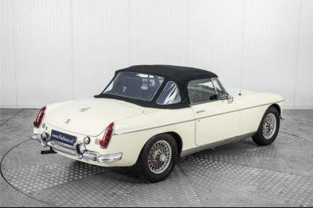 MG B 1.8 Roadster thumbnail 70