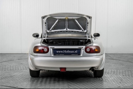 Mazda MX-5 1.6i thumbnail 39