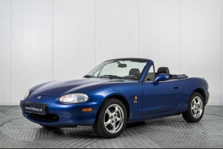 Mazda MX-5 1.8i 10th Anniversary thumbnail 1