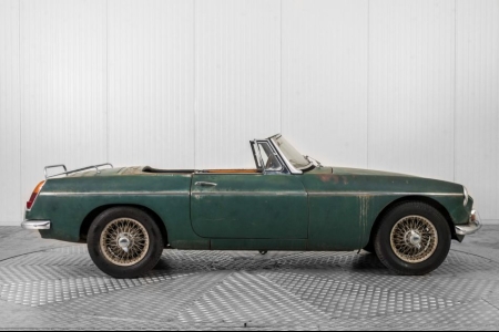 MG B 1.8 Roadster thumbnail 12
