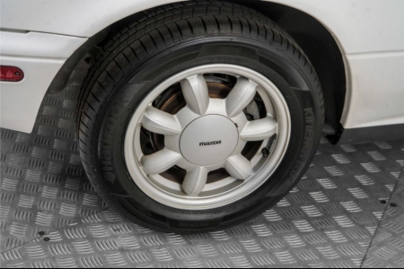 Mazda MX-5 1.6i-16V Miata thumbnail 34