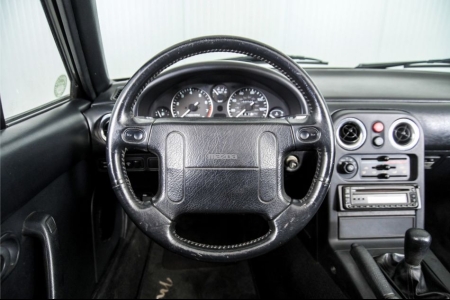 Mazda MX-5 1.6i-16V Miata thumbnail 8