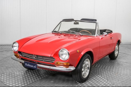Fiat 124 Spider thumbnail 17