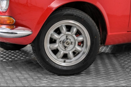 Fiat 124 Spider thumbnail 4
