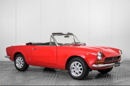 Fiat 124 Spider thumbnail 5