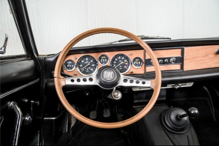 Fiat 124 Spider thumbnail 8