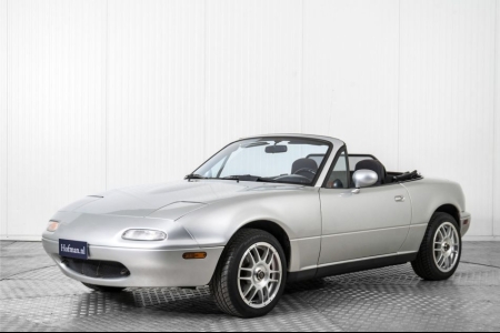 Mazda MX-5 Miata 1.6i 16V thumbnail 1