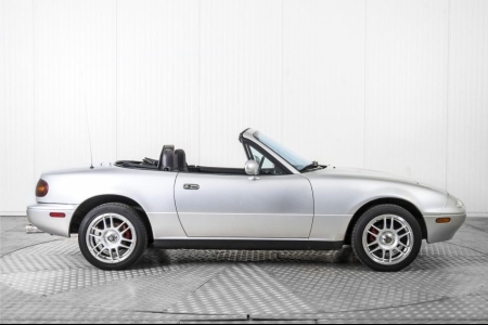 Mazda MX-5 Miata 1.6i 16V thumbnail 10