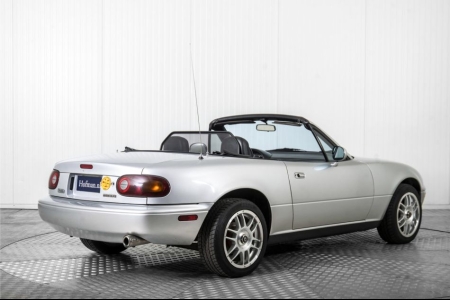 Mazda MX-5 Miata 1.6i 16V thumbnail 2