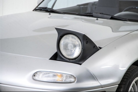 Mazda MX-5 Miata 1.6i 16V thumbnail 22
