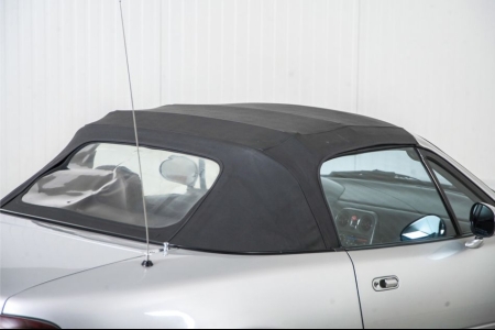Mazda MX-5 Miata 1.6i 16V thumbnail 45