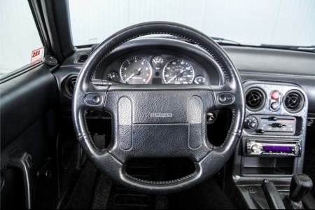 Mazda MX-5 Miata 1.6i 16V thumbnail 8