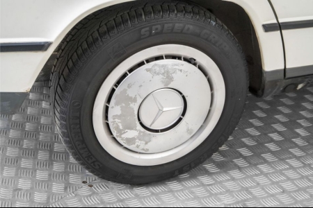 Mercedes-Benz 190D 2.0 Wegenbelastingvrij thumbnail 30