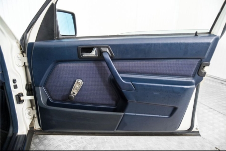 Mercedes-Benz 190D 2.0 Wegenbelastingvrij thumbnail 32